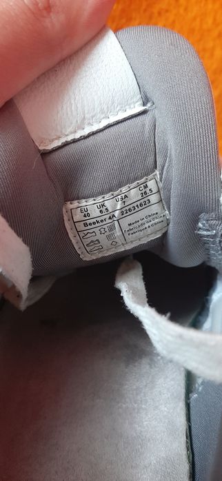 Adidasi gant originali marime 40 26,5 cm barbati piele