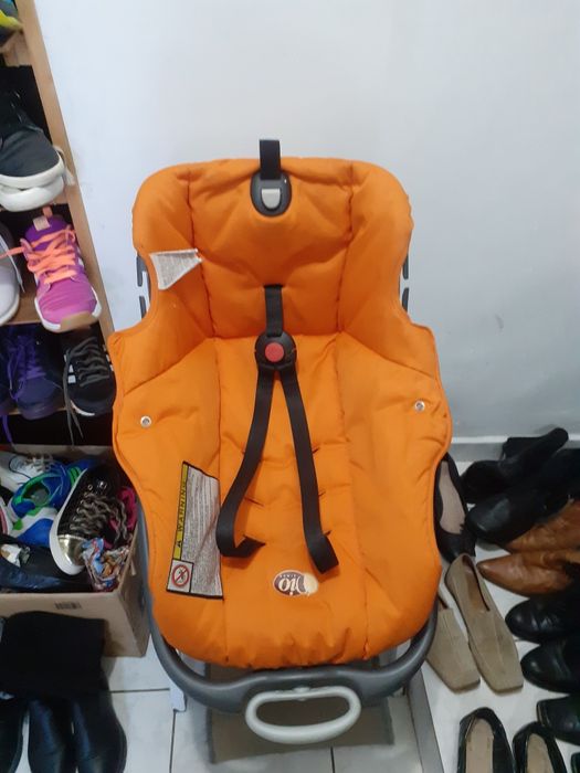 Ofer spre vanzare Bicicleta pentru fetite  4 _7 ani