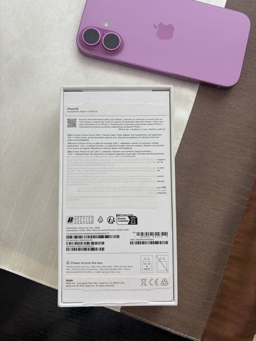 Vand Iphone 16 roz