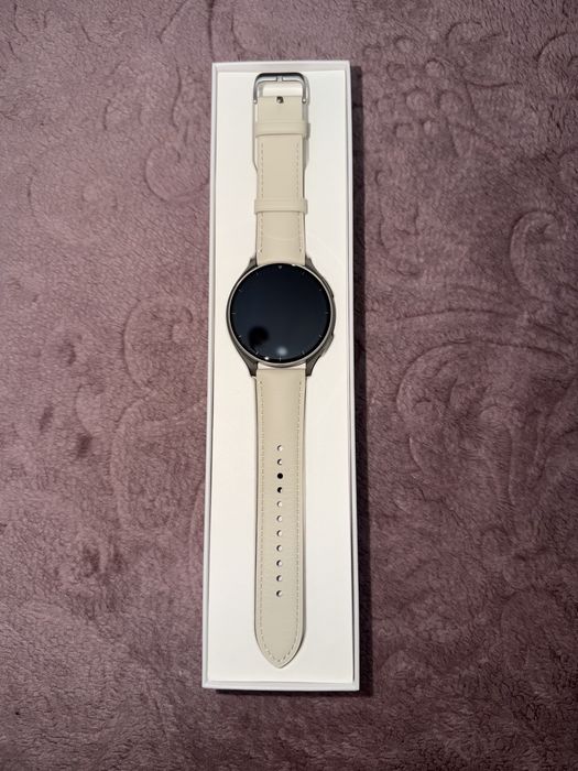 Продается новый смарт часы XIAOMI WATCH 2