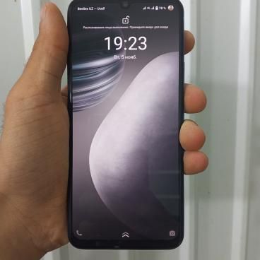 Vivo 23 e hamilyon rang obmen