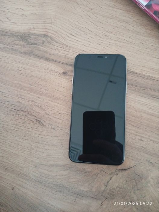 Iphone 11pro srochna sotiladi