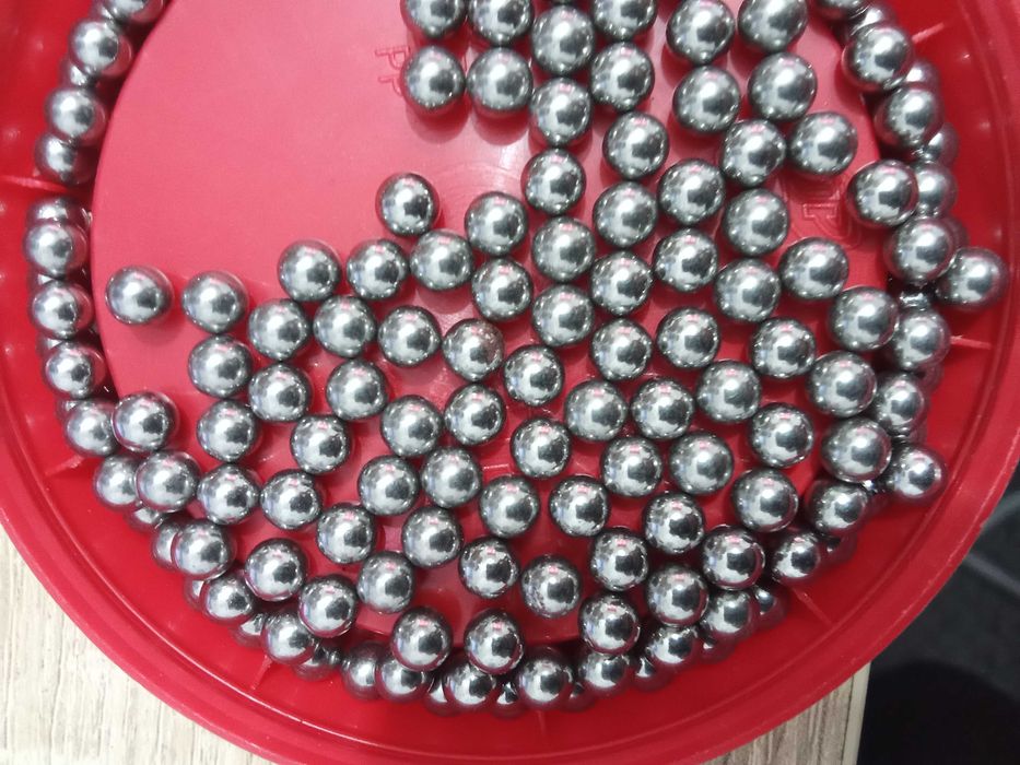 Bile de 6 mm /airsof/  din otel