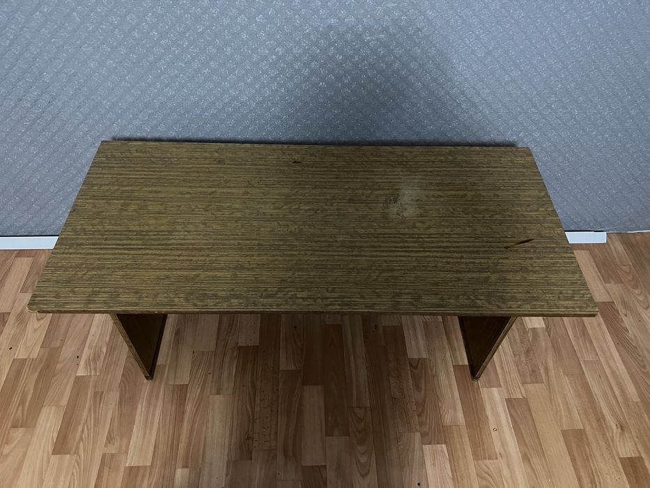 Журнальный столик