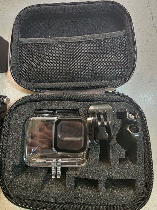 GoPro8 black plus accesorii
