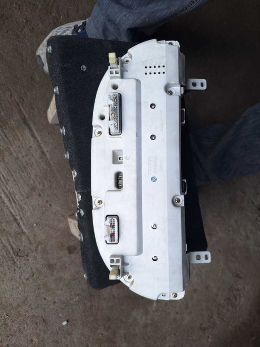 щиток прибор на камри 30