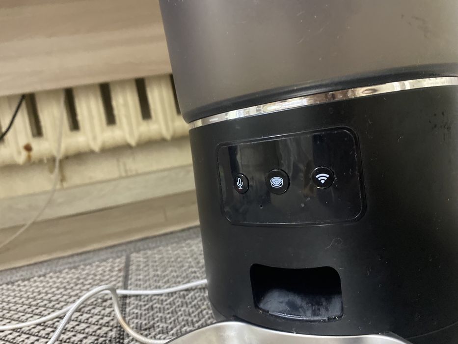 Автоматическая кормушка