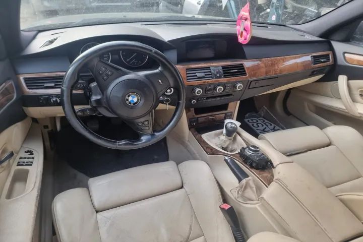 Dezmembrez  BMW seria 5 E61 LCI 520d , an 2010, motor 2.0 d 177cp,  n47d20a dezmembrari cutie de viteze viteza manuala 6+1 trepte