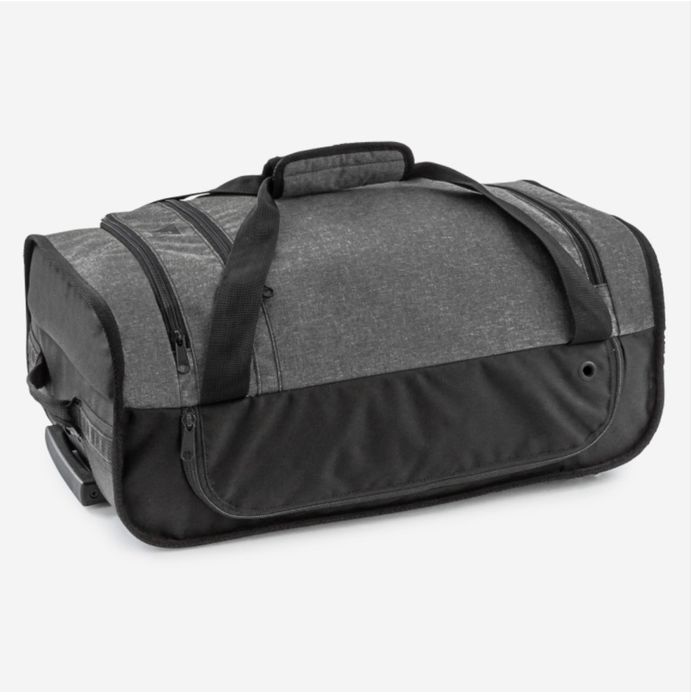 Продам чемодан 30 л