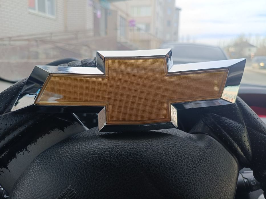 Эмблема Шевроле Круз