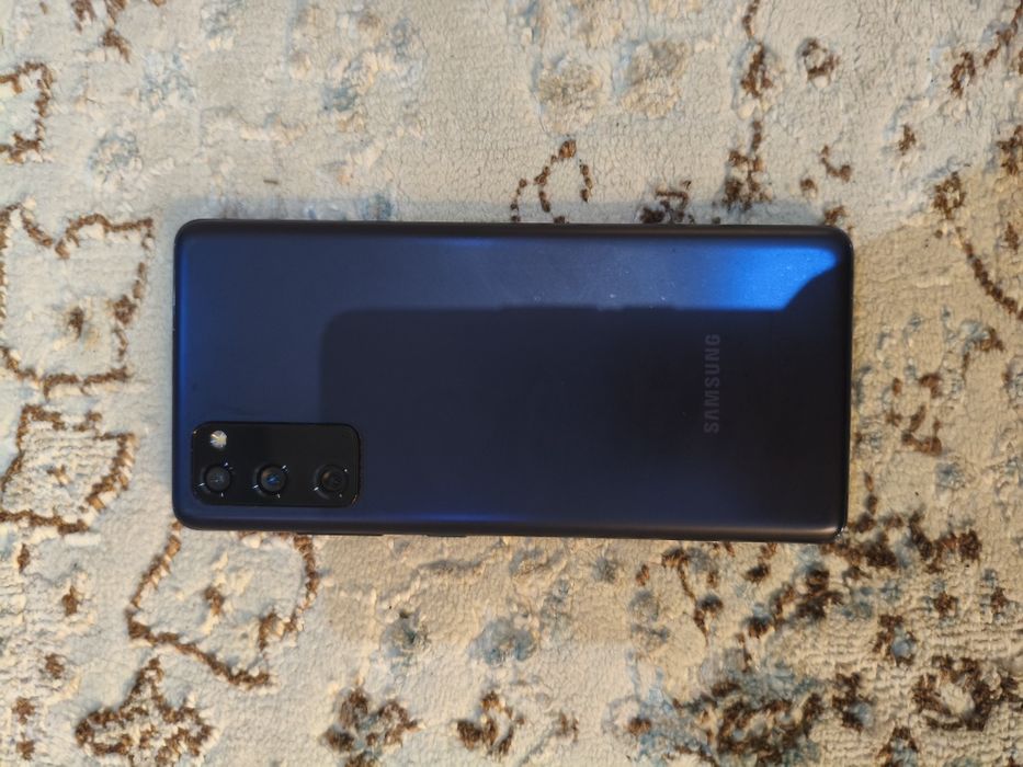 Samsung s20 fe 128gb обмен