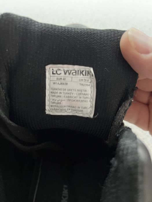 Лот маратонки и обувки