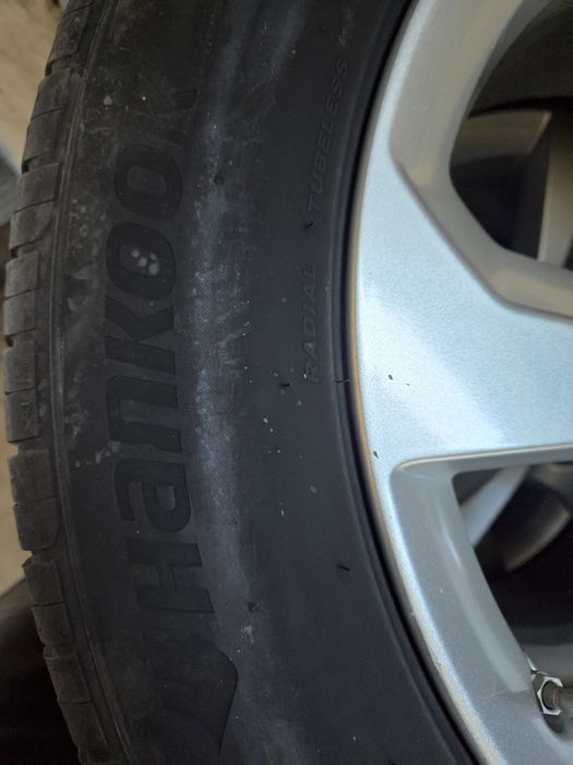 Джанти с летни гуми 5х108 255/55 R19