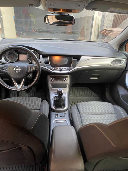 Opel astra k 2018