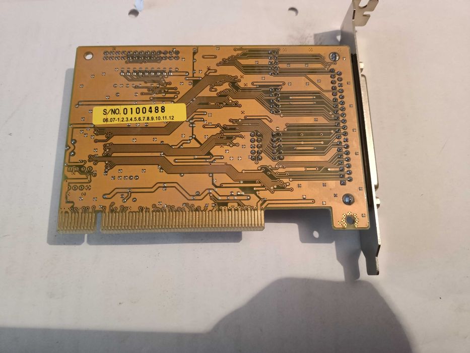Продам мультипортовую плату расширения PCI для интерфейсов RS-232.