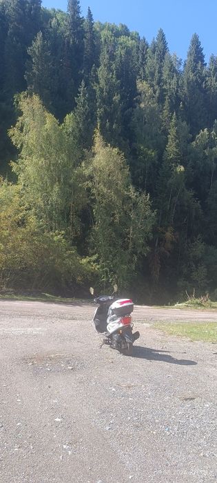 Продам скутер  280.000