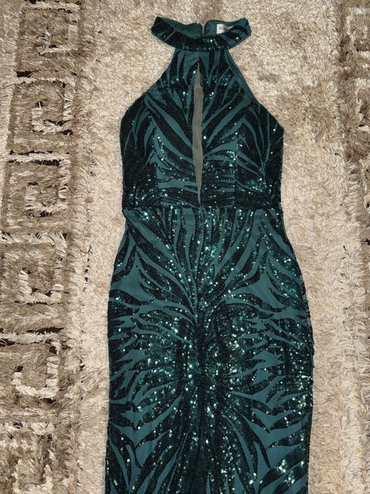 Официална рокля