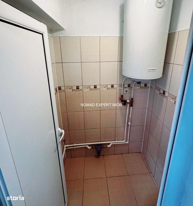 Apartament 3 camere 73,5 mp utili si balcon 7 mp zona Spital