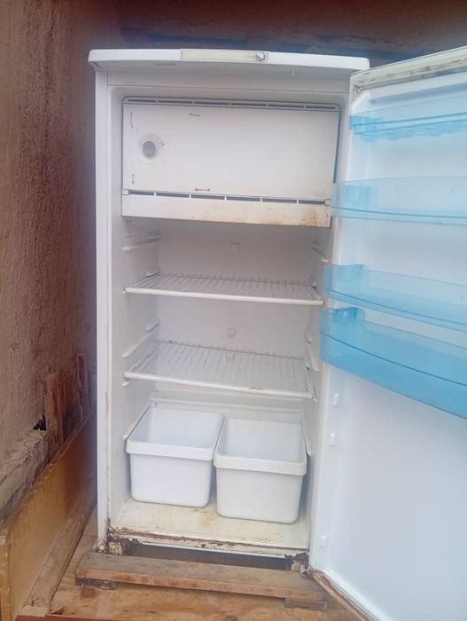 Холоделник сотилади