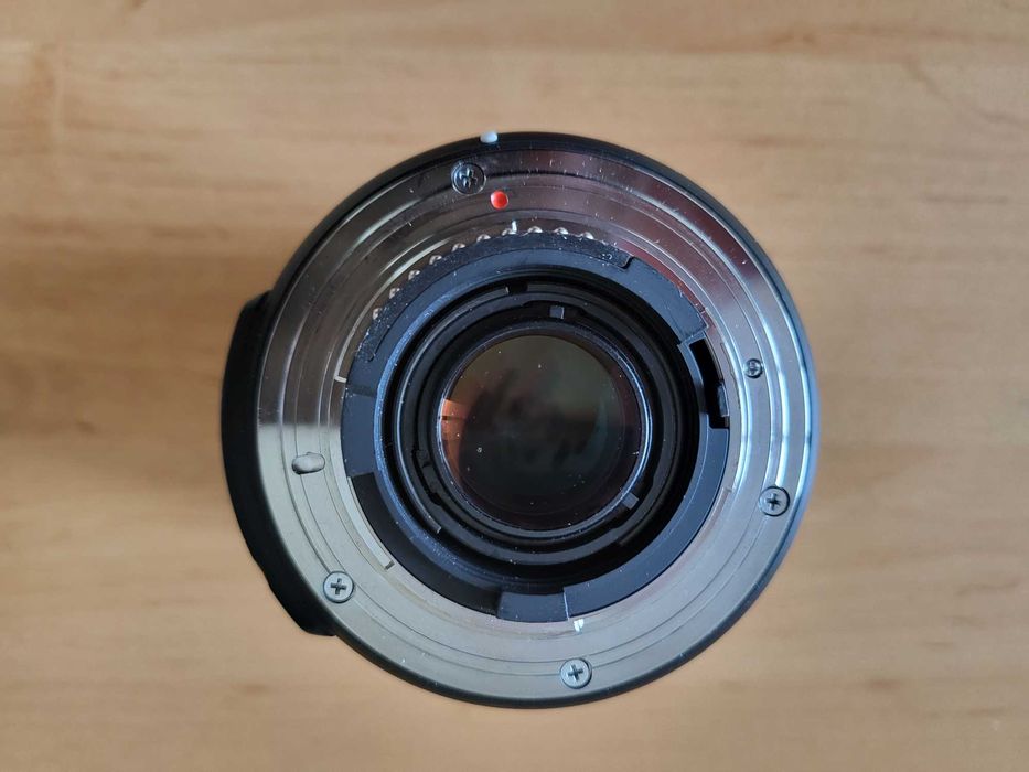 Sigma 17-70mm f/2.8-4 DC Macro OS HSM Contemporary за Nikon F