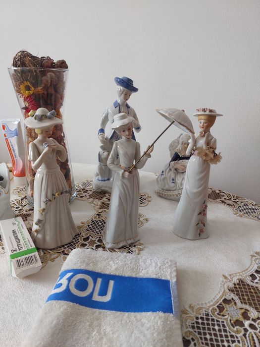 Продам статуэтки