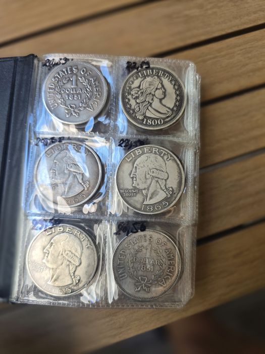 Moneda coin one dollar america