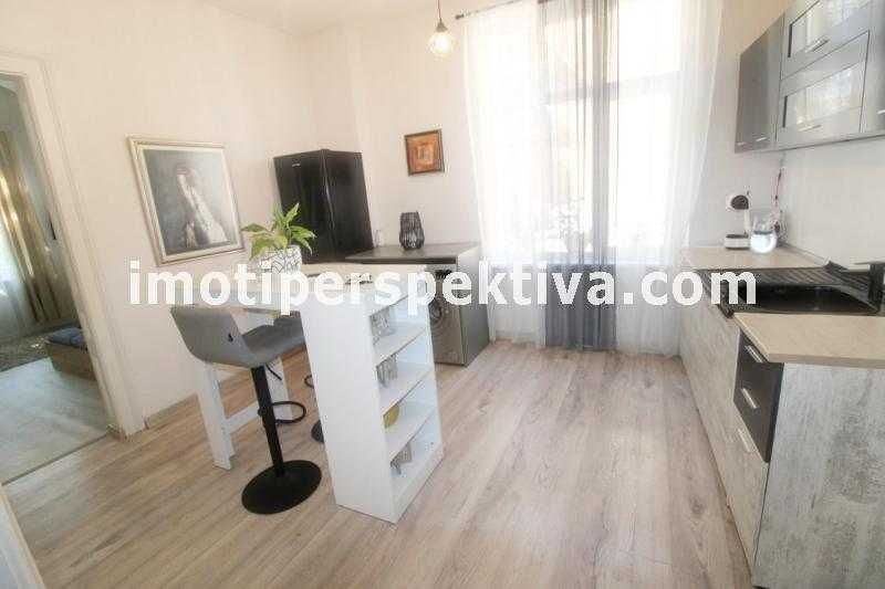 Продава се Етаж от къща в Пловдив, Център - 140 кв.м за 2508 €/кв.м - Снимка #3