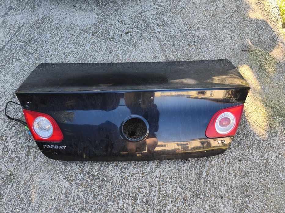 Ușă portbagaj haion negru/gri LA7W Volkswagen Passat B6 sedane berlină