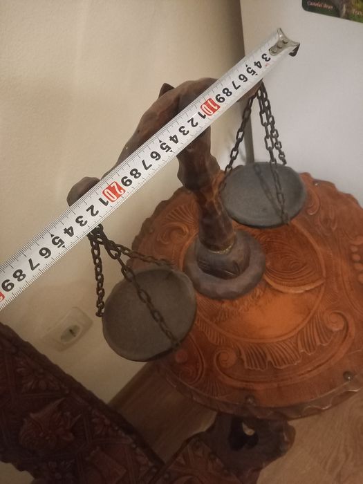 Старинен кантар,везна