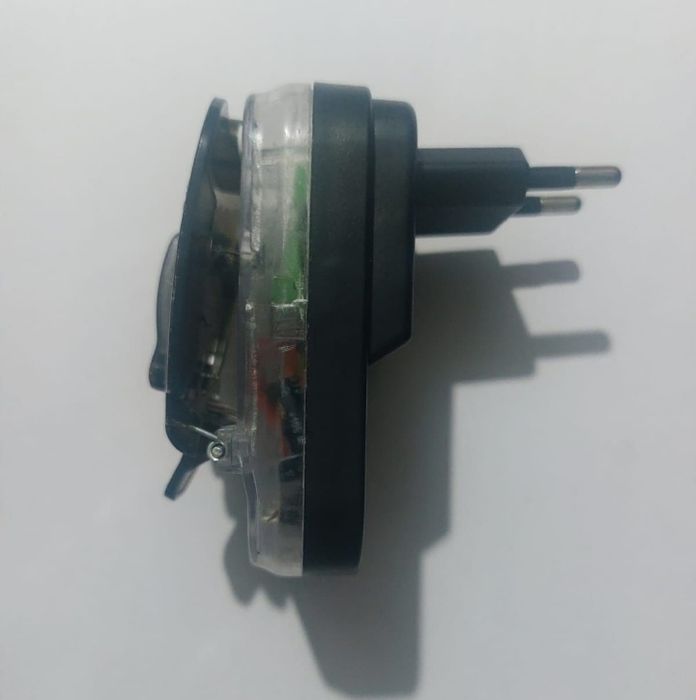 Универсальная зарядка