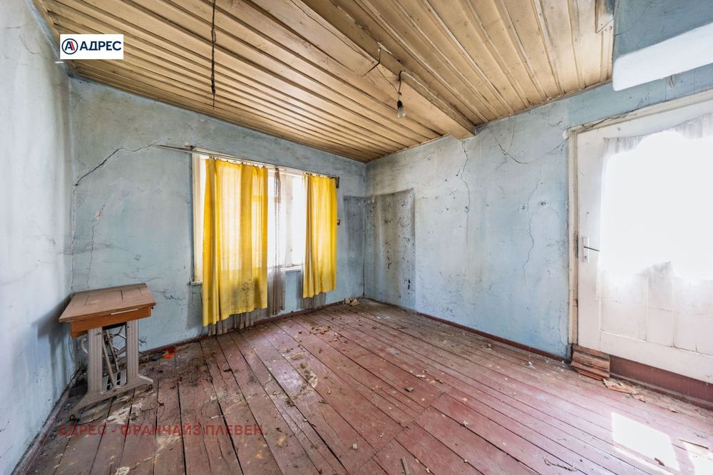 Къща в Ловеч, област-гр.Троян площ 150 цена 59300