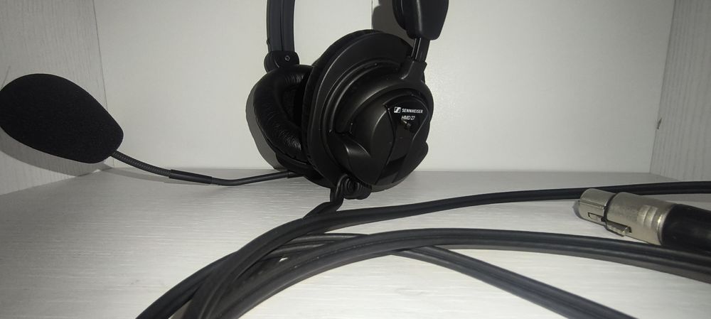 Căști profesionale pentru broadcast Sennheiser HMD 27( Pioneer, Akg)