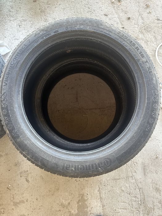 Продам покрышки 235/45/18