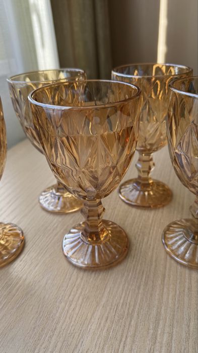 Бокалы для напитков, большие