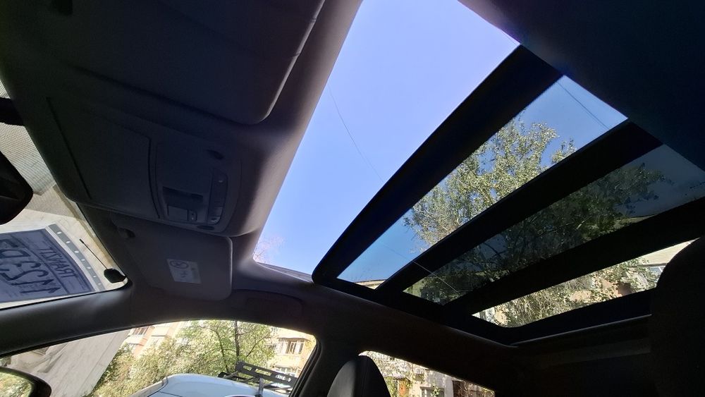 Продаю автомобиль Nissan X-trail.