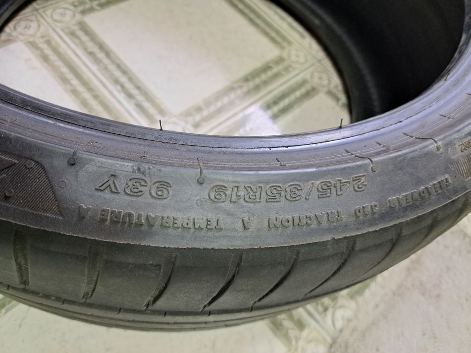 2 anvelope 245/35 R19 Bridgestone