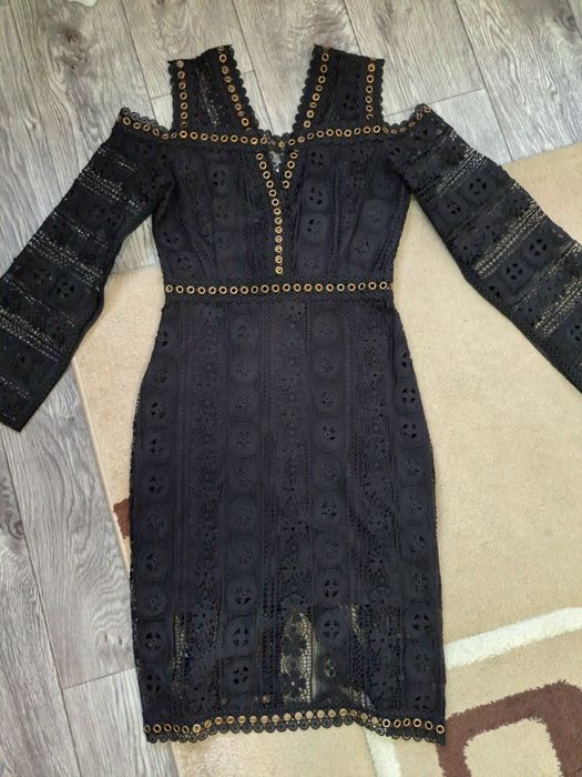 Продаю платье, находимся в пришахтинске