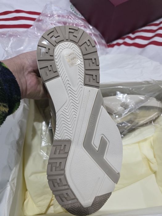 Sneakers Fendi, original/autentic 100%