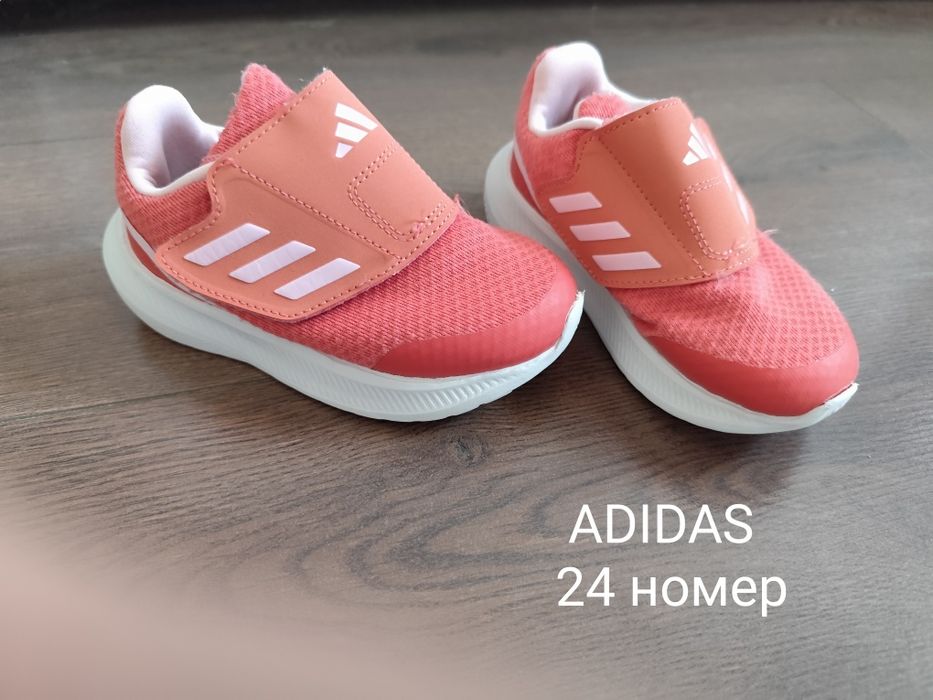 Детски маратонки за момиче