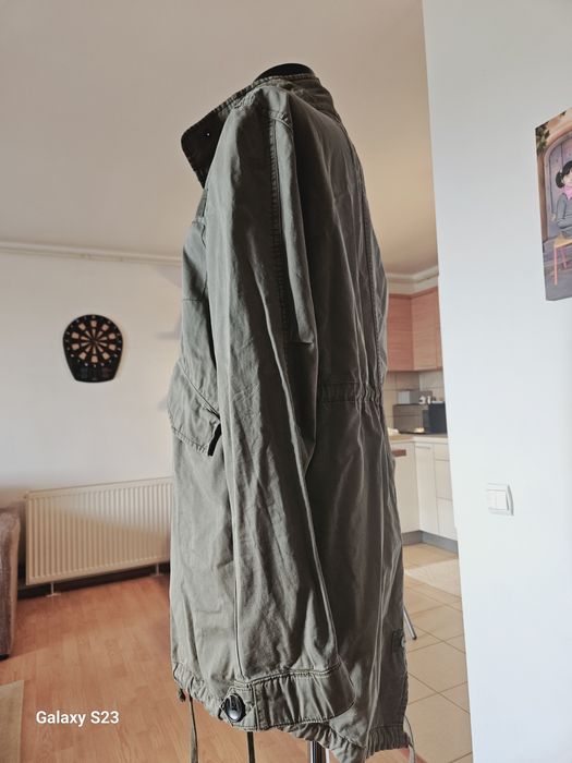 Geaca Bershka  S.30  lei
