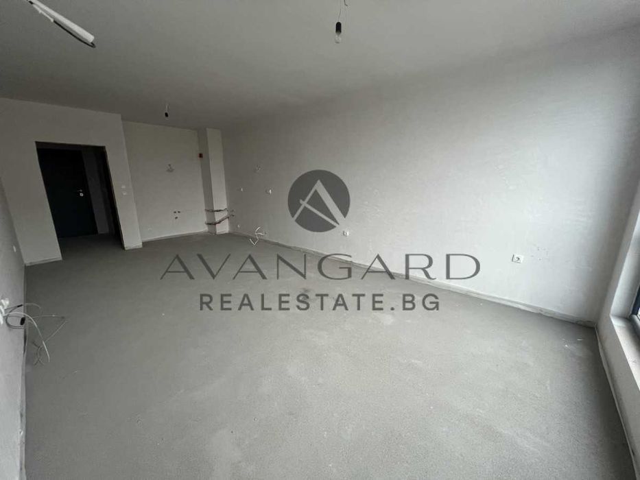 Продава се Двустаен апартамент в Пловдив, Христо Смирненски - 71 кв.м за 1473 €/кв.м - Снимка #1