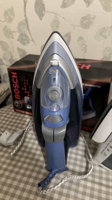 Продается утюг, новый. Bosh