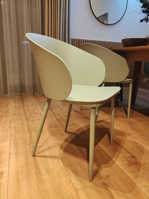 Scaun dining verde din plastic Gigi Quiet Object