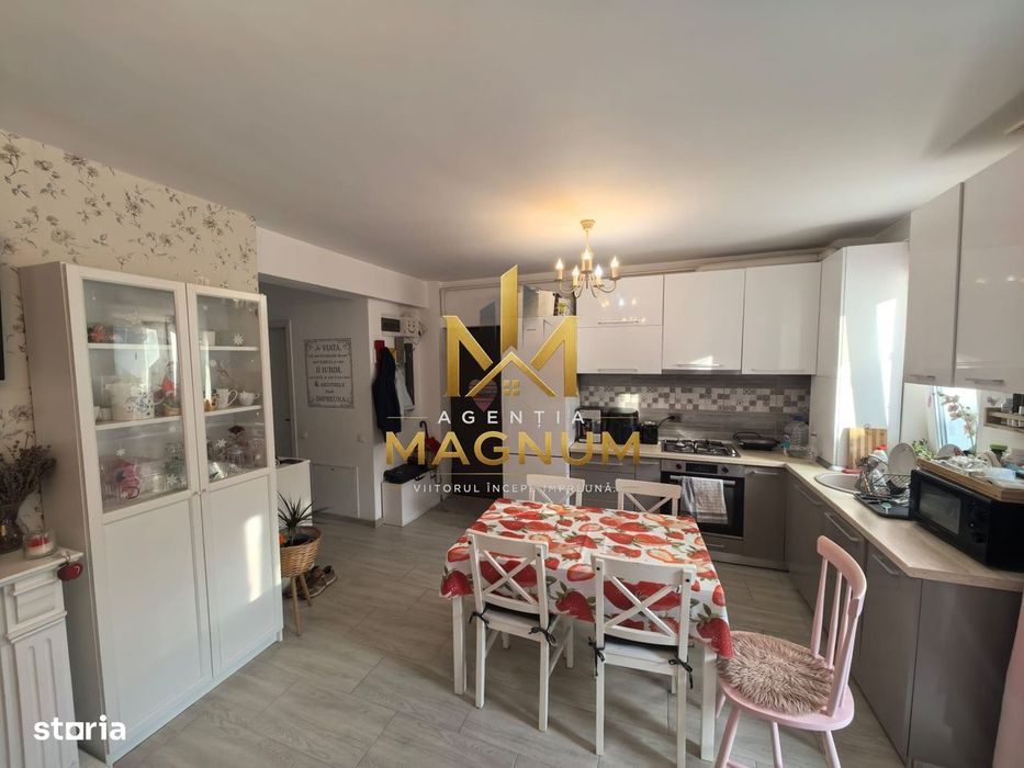 COMISION 0% Apartament cu 3 camere, intrare privată + loc de parcare