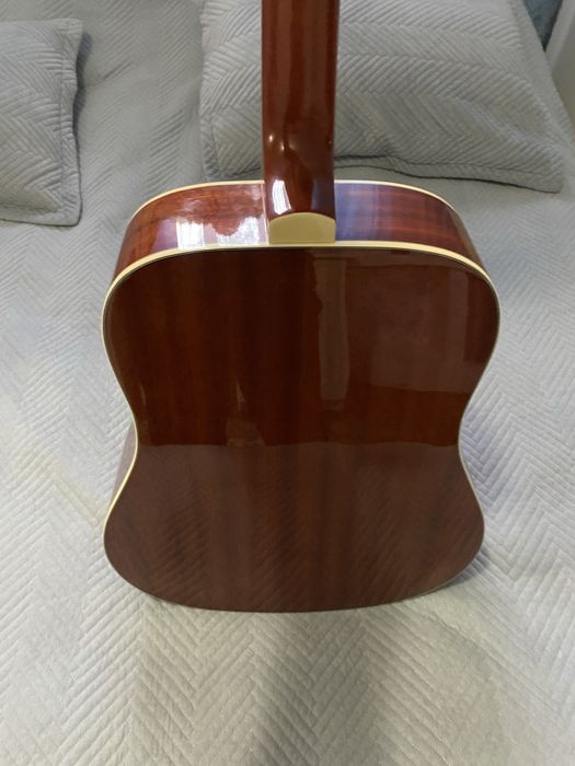 Гитара caraya  почти новая