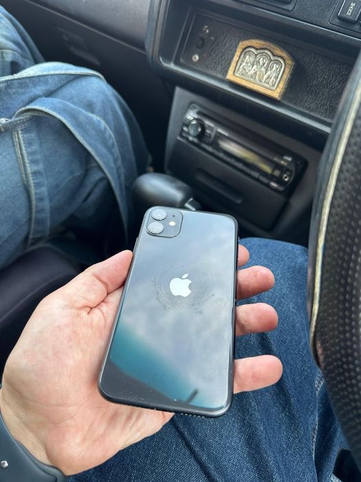 IPhone 11, 128 в идеале