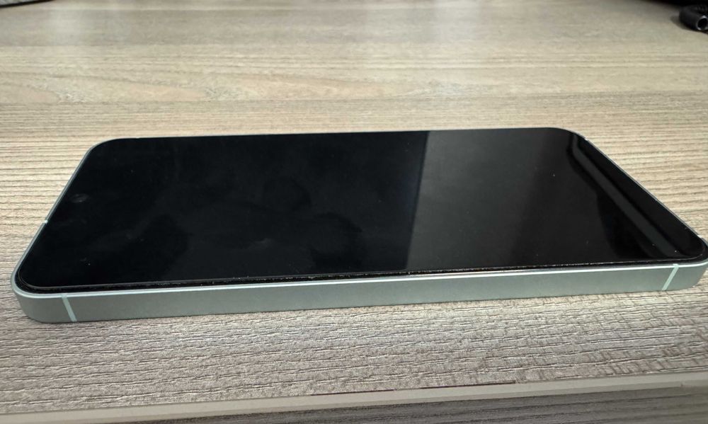 Samsung Galaxy S25, 256 GB, culoare Mint, ca nou