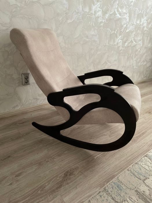 продам кресло качалку