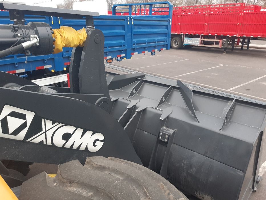 Акция фронтальный погрузчик ZL50GN XCMG 3.2 куб.м сотувда тайё