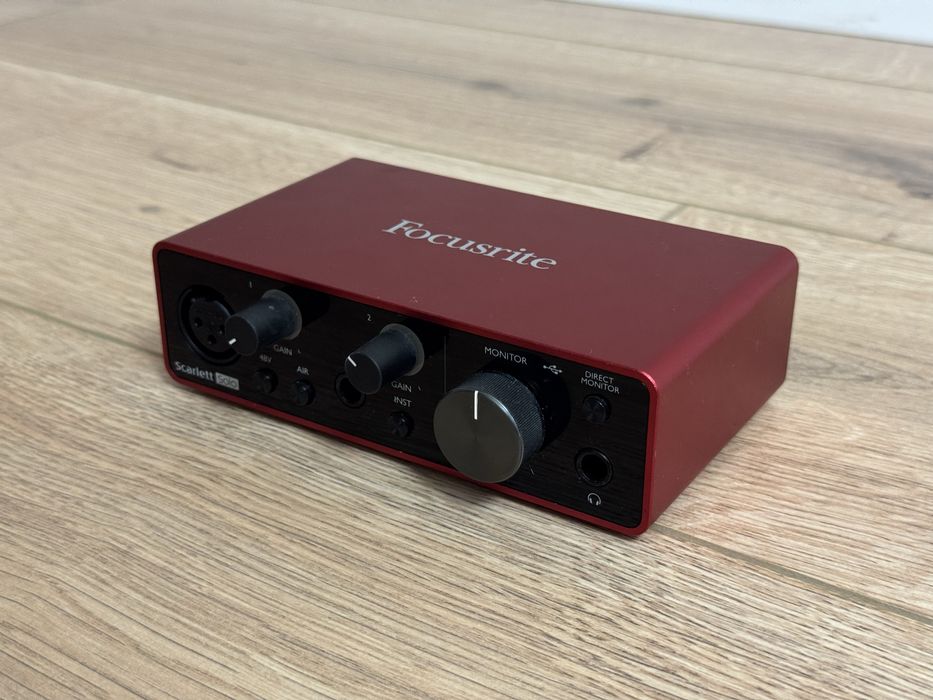 Аудиокарта Focusrite Scarlett Solo 3rd Gen